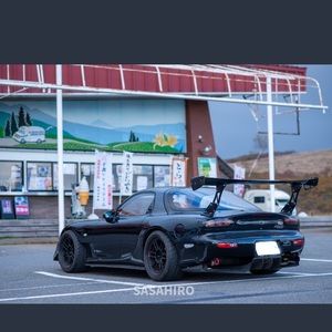 Meet your Posher, Janiel